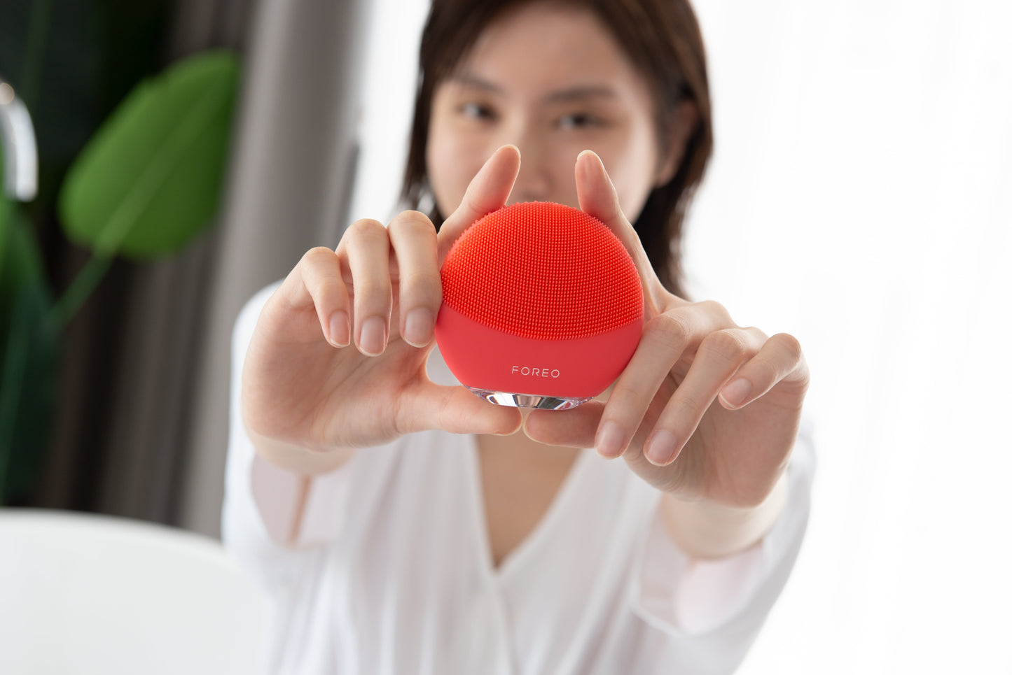 FOREO LUNA™ 4 mini