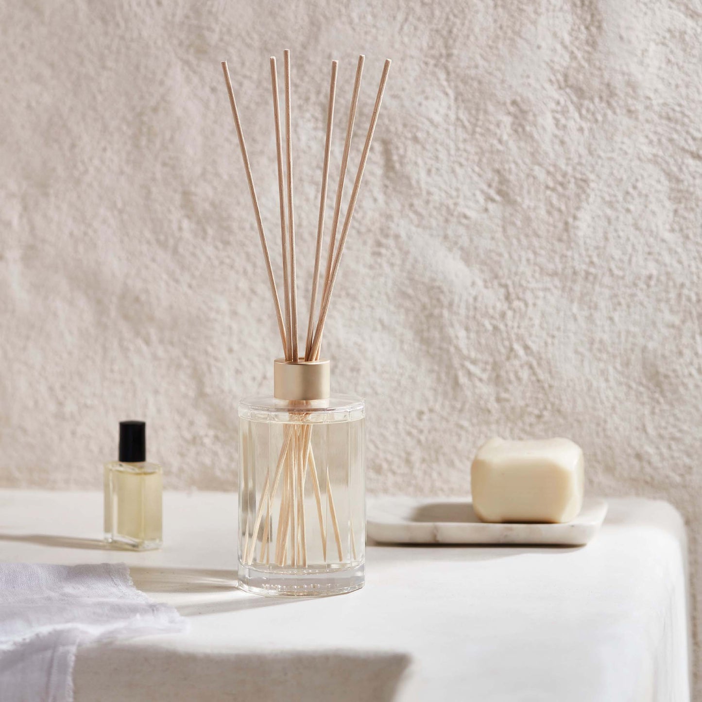 CIRCA Jasmine & Magnolia Fragrance Diffuser 250ml