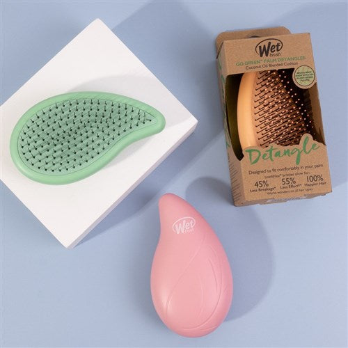 WetBrush Go Green Oil Infused Palm - Pink