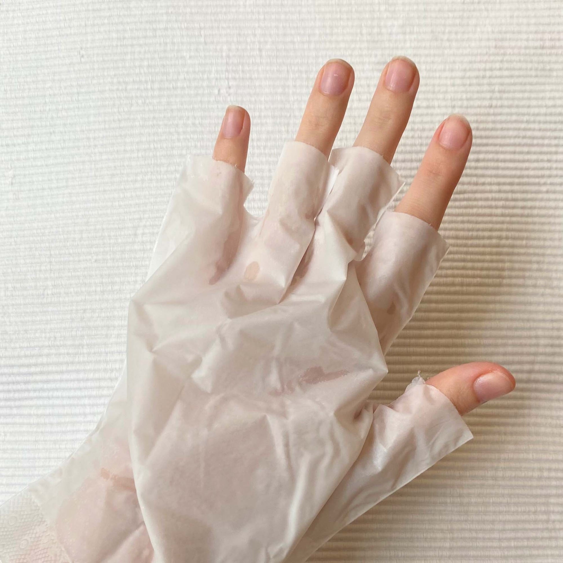 BEAUTYPRO Hand Therapy Collagen Infused Glove with Removable Finger Tips (1 Pair)