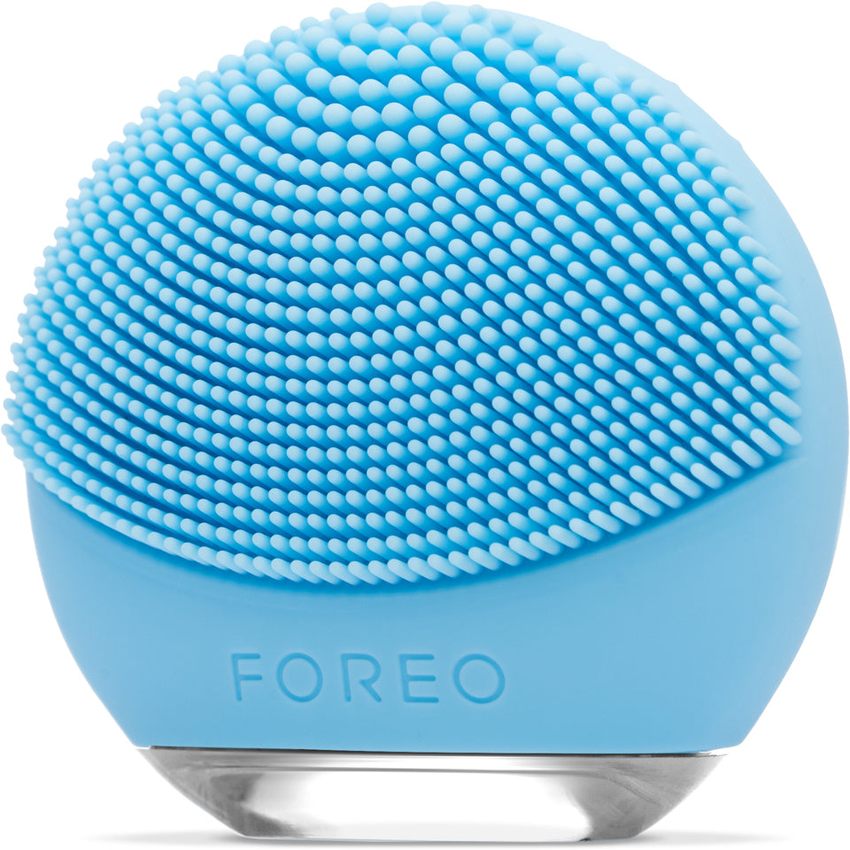 FOREO LUNA™ go for Combination Skin