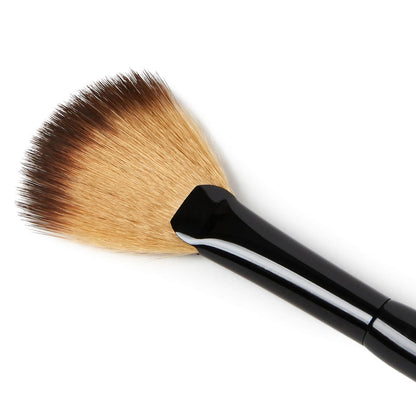 Illamasqua Highlighter Brush