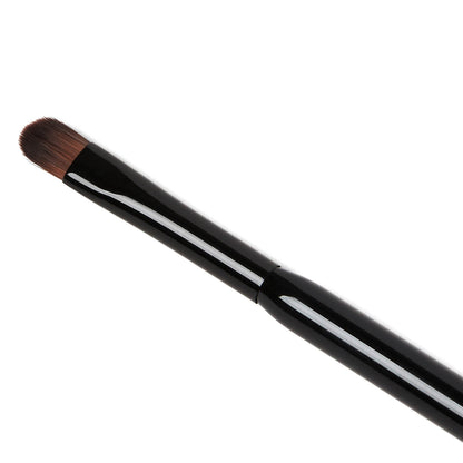 Illamasqua Small Eyeshadow Brush